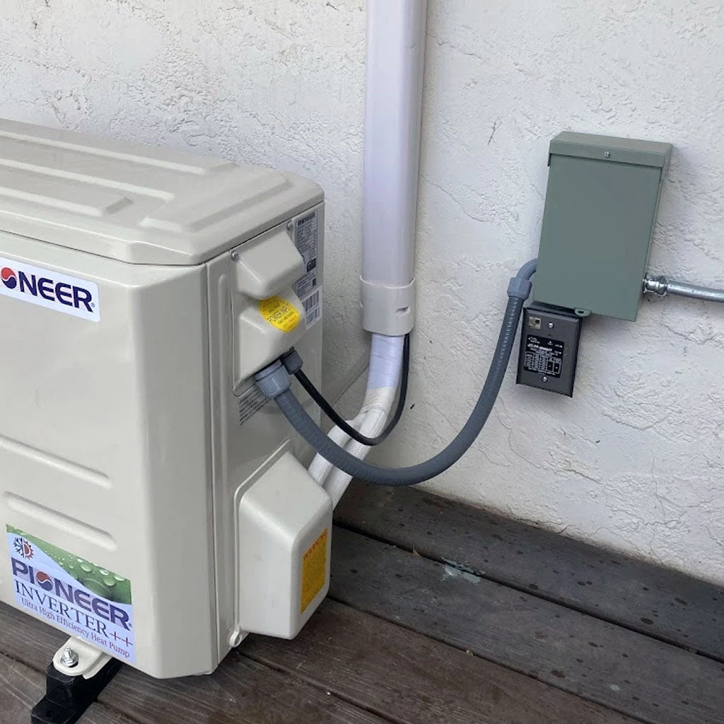 60A Non-Fusible AC Disconnect Box 230-Volt 8 60A Non-Fusible AC Disconnect Box 230-Volt - Image 6